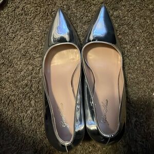 Sliver heels size 10 women